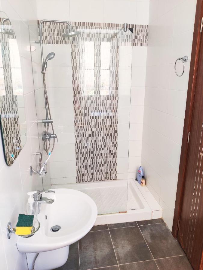 Superbly Located Cosy 2-Bedroom Apartment バレッタ エクステリア 写真